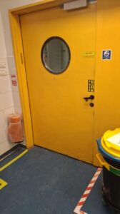 תיקון דלת פנים